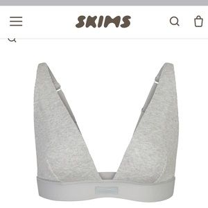 SKIMS COTTON PLUNGE BRALETTE.Size M. Only worn few times. In perfect condition.
